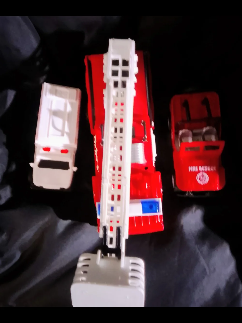 toy emergency rescue vehicle Bundle